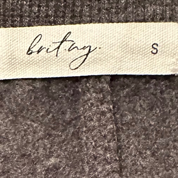 BRITNEY CREW NECK SWEATSHIRT - Picture 3 of 5